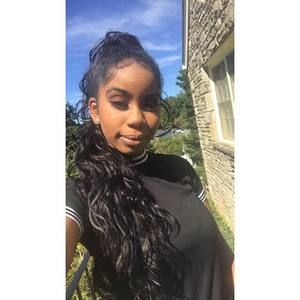 Meet your Posher, Ashley